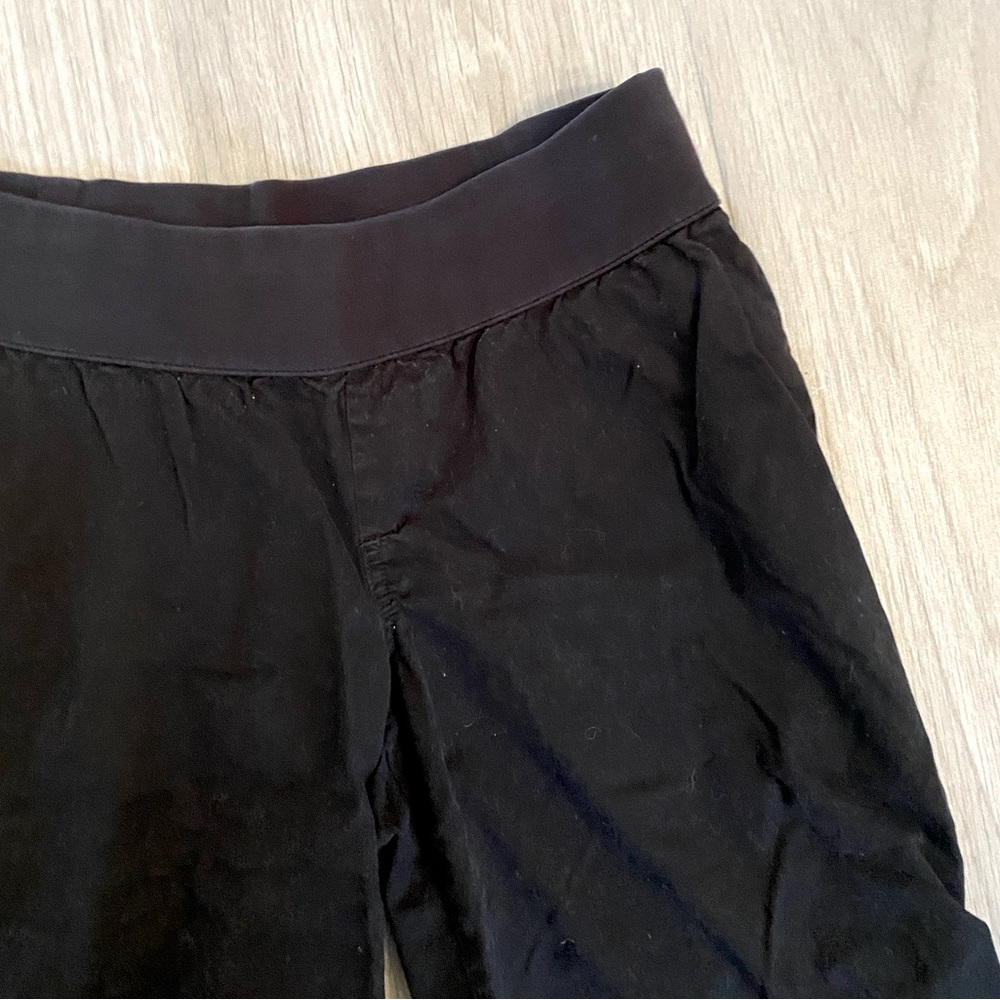 Liz Lange Maternity Bermuda Shorts - Picture 2 of 5